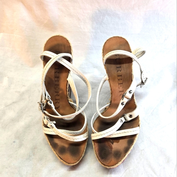 Burberry Women’s 37 Wedges Nova Check Hearts Platform Sandals Leather Straps - Picture 2 of 13